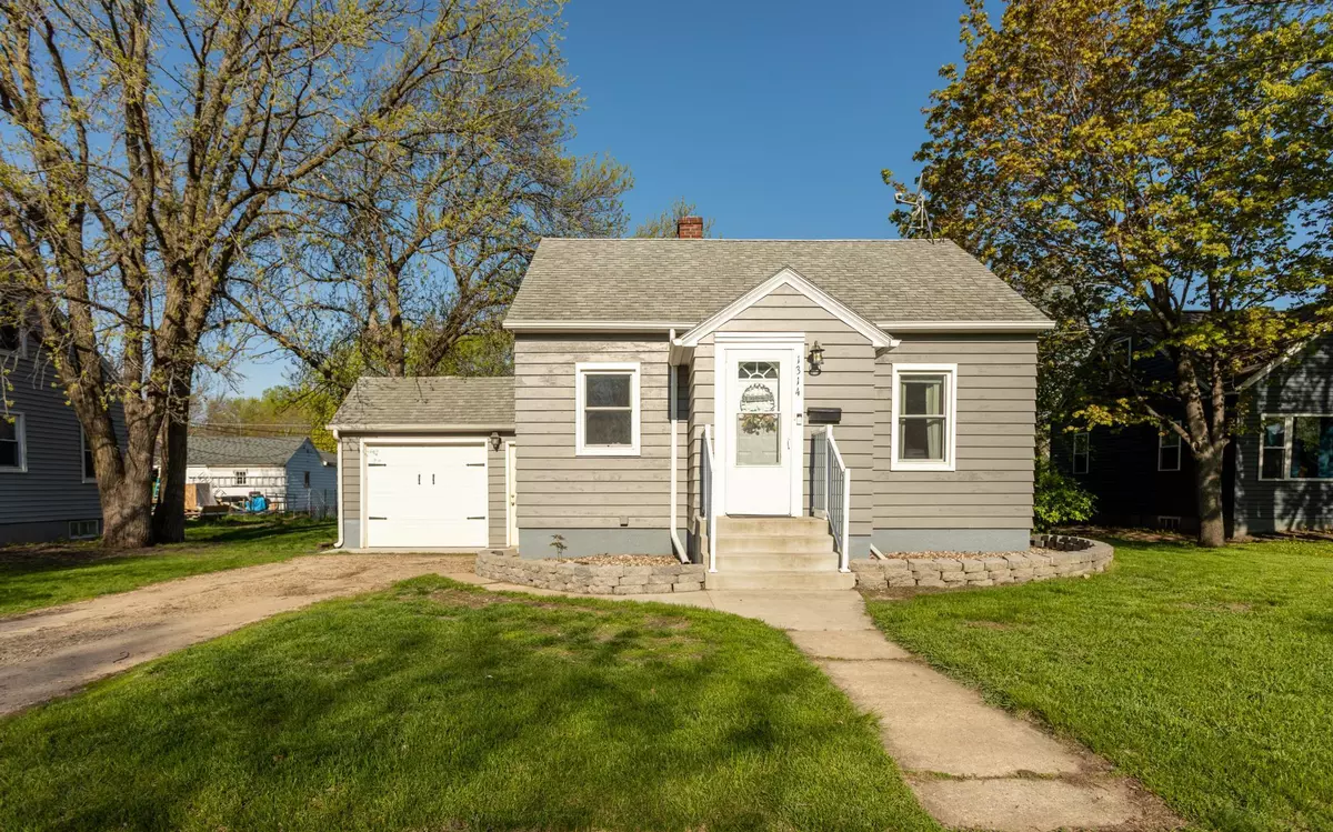 Alexandria, MN 56308,1314 Cedar ST