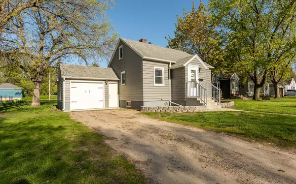 Alexandria, MN 56308,1314 Cedar ST