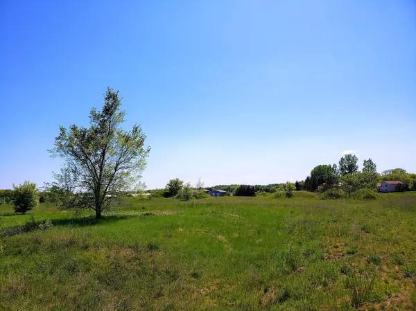 LOT 15 256th ST, Farmington Twp, WI 54020