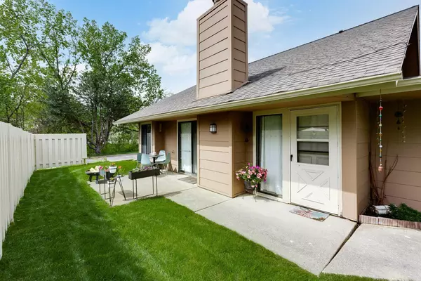 Golden Valley, MN 55427,2315 English CIR