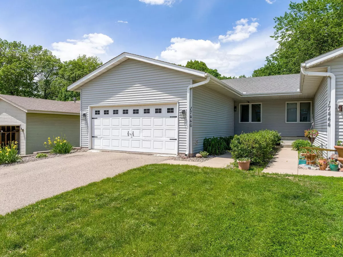 Prior Lake, MN 55372,17446 Sunray CIR SW