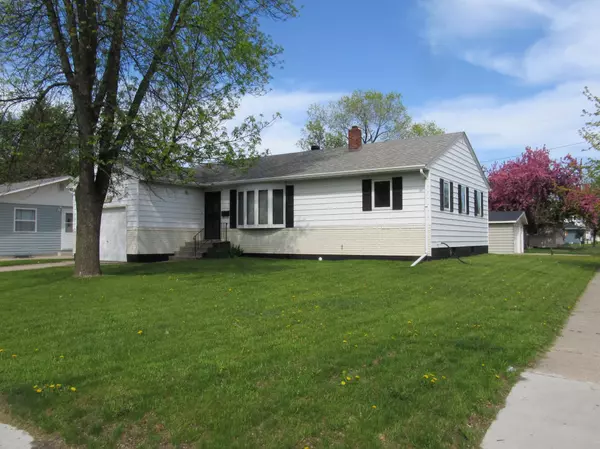 Moorhead, MN 56560,1004 14th ST N