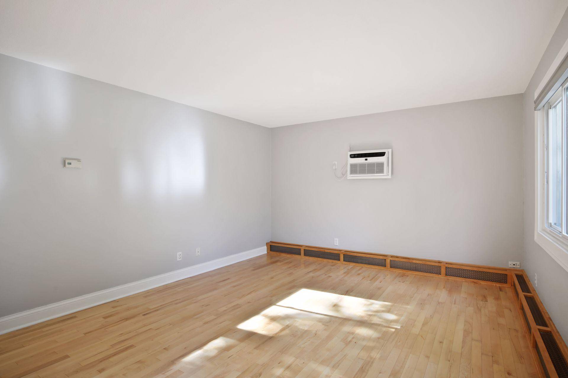Minneapolis, MN 55407,3237 15th AVE S #23