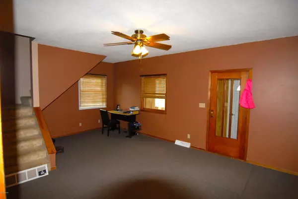 Appleton, MN 56208,150 Herring ST N