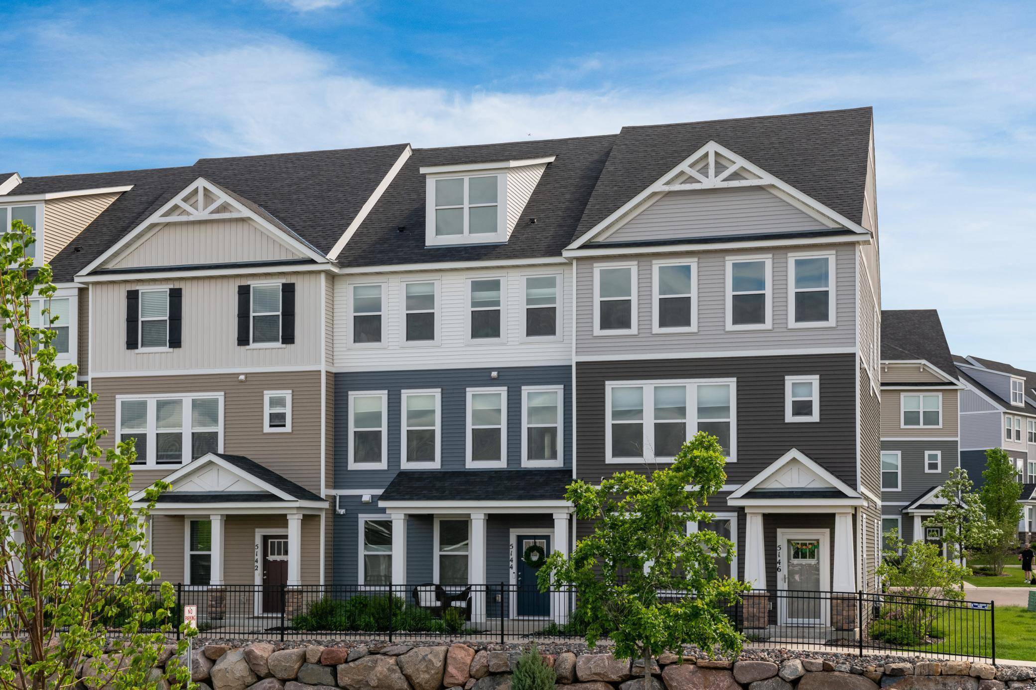 5144 Hampton ST NE, Prior Lake, MN 55372