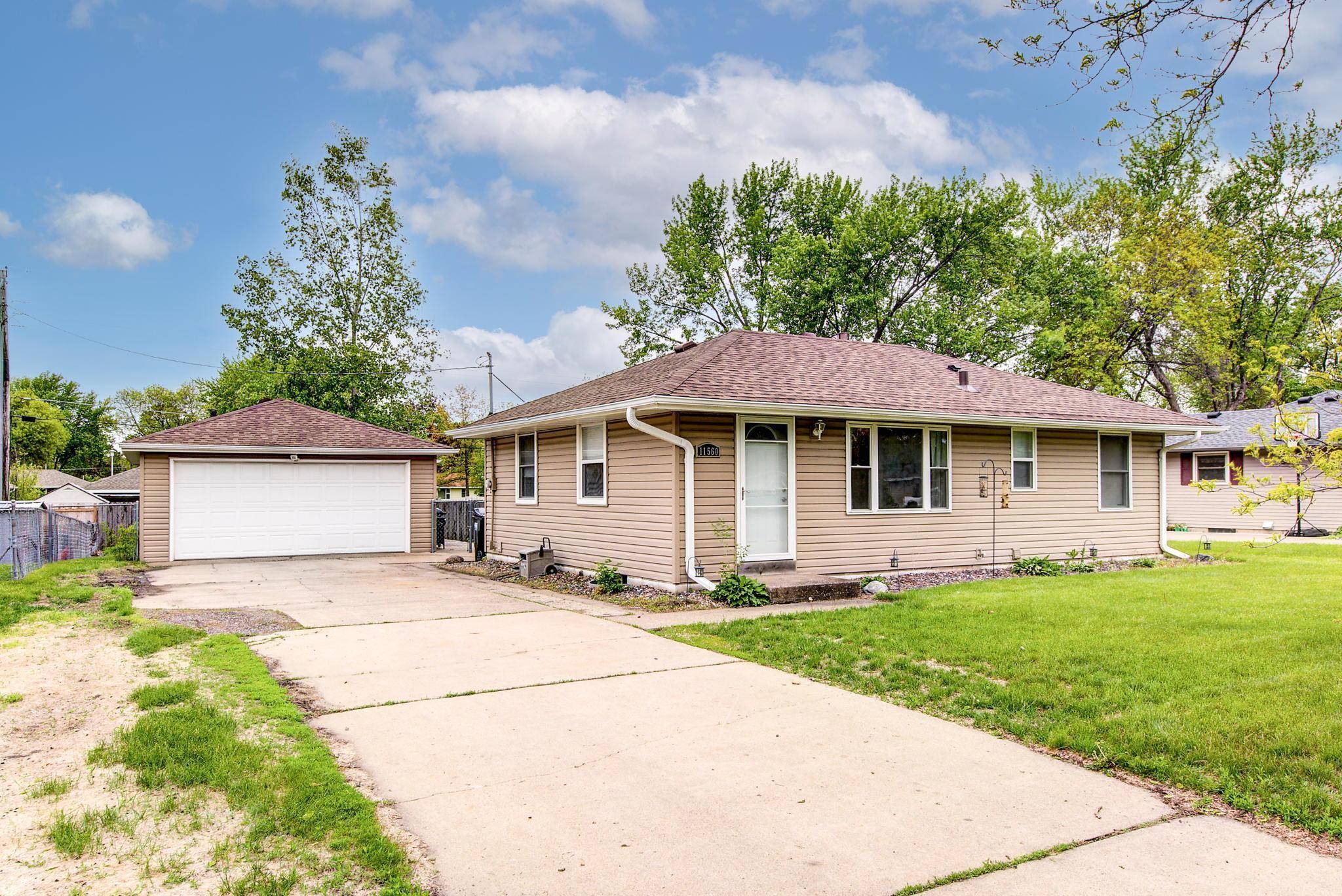 11560 Juniper ST NW, Coon Rapids, MN 55448