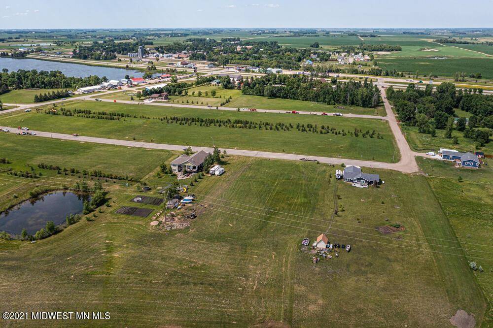 Audubon, MN 56511,121 Partridge ST