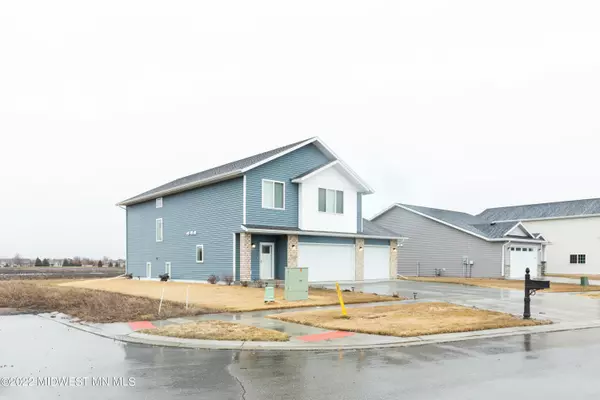 Moorhead, MN 56560,400 Hampton DR W