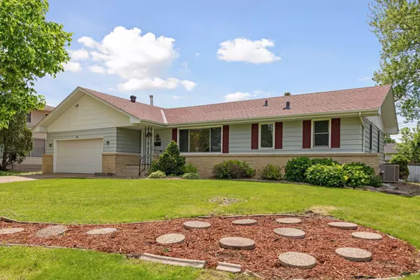 7617 Lee AVE N, Brooklyn Park, MN 55443