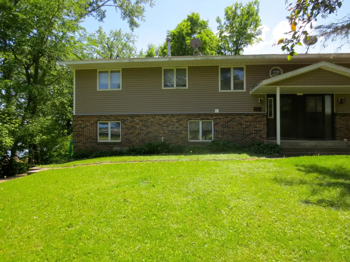 Faribault, MN 55021,6950 French Lake CT