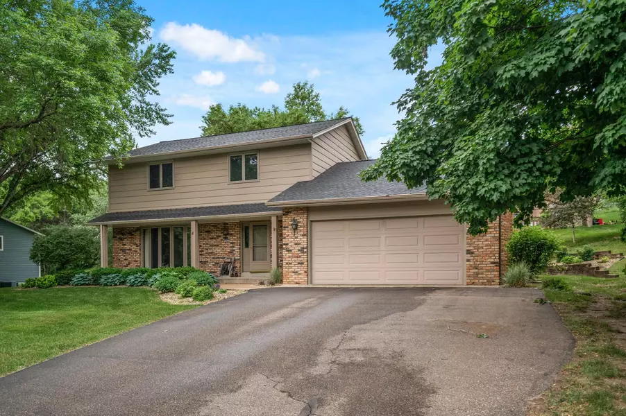 15525 Willowood DR, Minnetonka, MN 55345