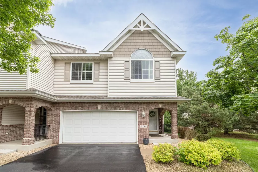 3711 Fox Tail TRL NW, Prior Lake, MN 55372