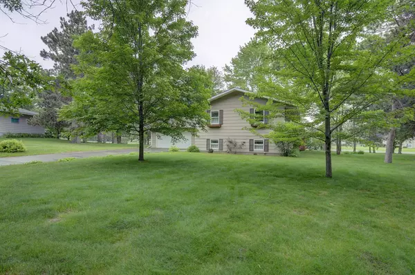 North Branch, MN 55056,5997 Oak CIR