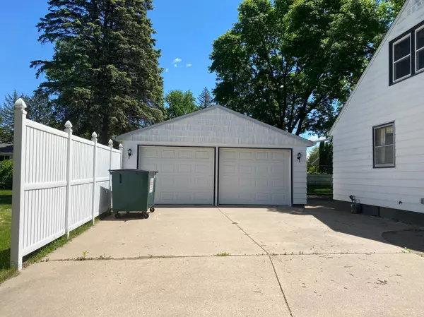 Princeton, MN 55371,108 13th AVE N