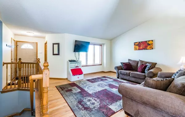 Oakdale, MN 55128,7863 31st ST N