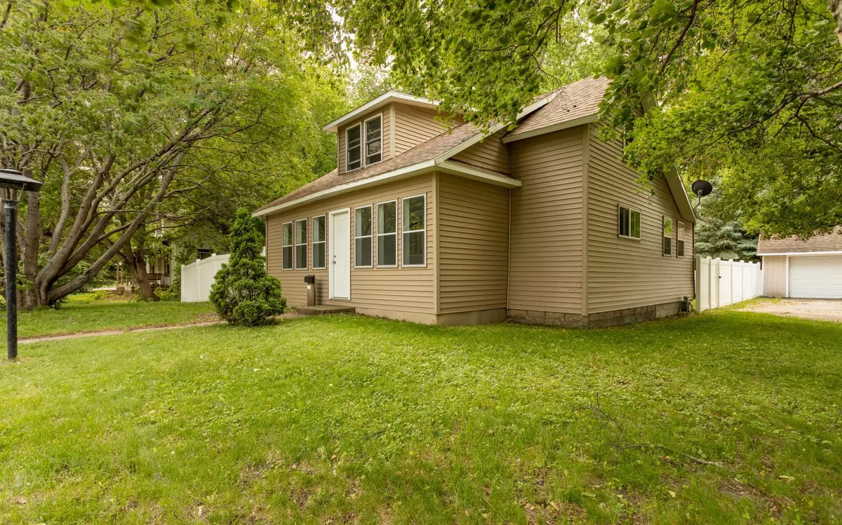 Alexandria, MN 56308,216 10th AVE E