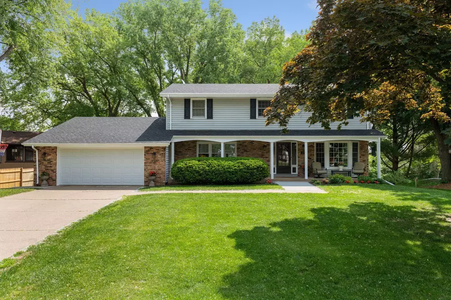 2130 Timmy ST, Mendota Heights, MN 55120