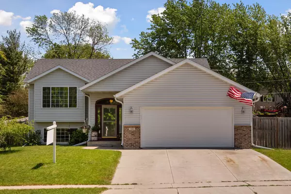 Stewartville, MN 55976,308 Maplebrook DR NE