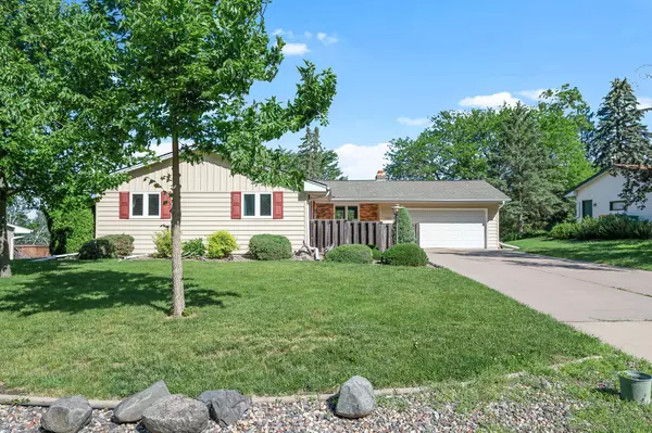 Burnsville, MN 55337,1906 Sioux CT