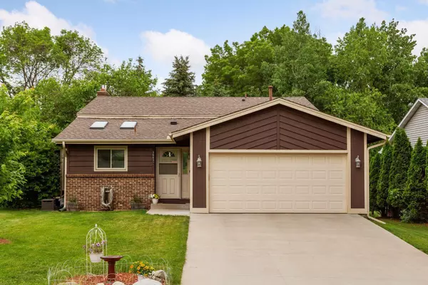 3663 Canary WAY, Eagan, MN 55123