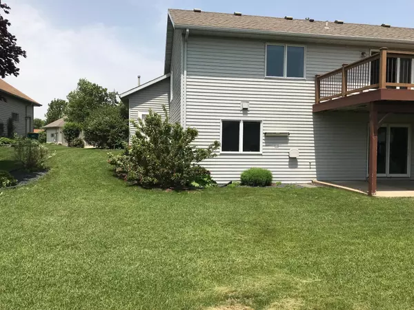 Rochester, MN 55902,3624 Ironwood CT SW