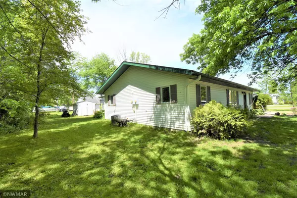 Baudette, MN 56623,605 2nd ST SE