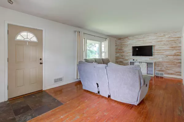 Richfield, MN 55423,7445 15th AVE S