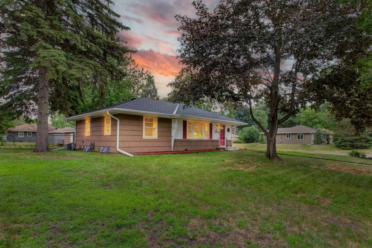 Richfield, MN 55423,7445 15th AVE S