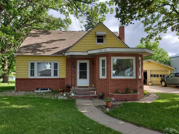 218 W Division ST, Elbow Lake, MN 56531