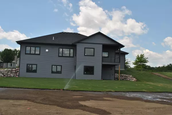 Lake City, MN 55041,23 Highland CT