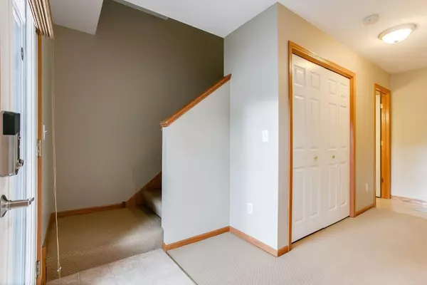 Saint Paul, MN 55103,640 Dale ST N
