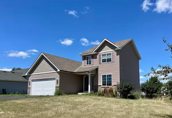 445 Lyn LN, Somerset, WI 54025