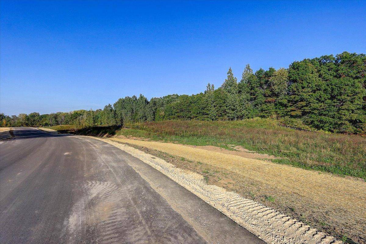 Lakeville, MN 55044,21383 Crescent Curve