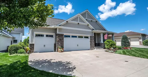 720 Indigo LN, Northfield, MN 55057