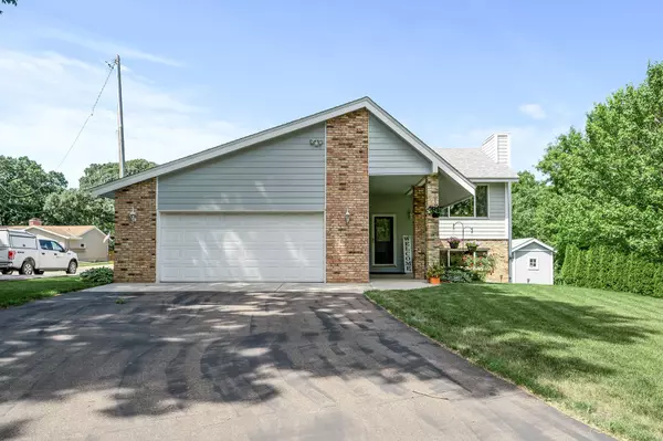 Burnsville, MN 55337,3340 Harmony CIR