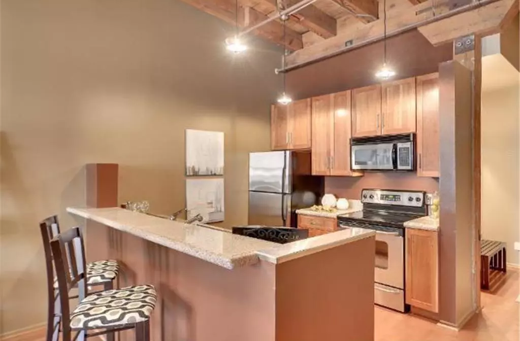 Minneapolis, MN 55401,400 N 1st ST #615