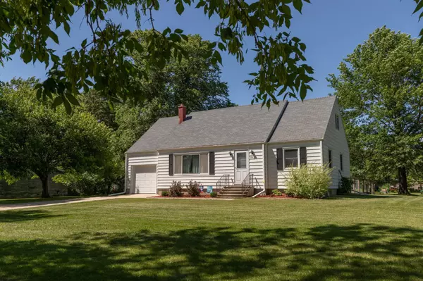 Hayfield, MN 55940,410 2nd ST NE