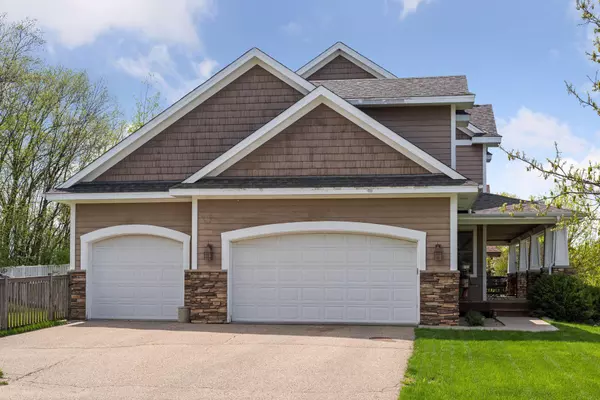 Shakopee, MN 55379,8892 Whispering Oaks TRL