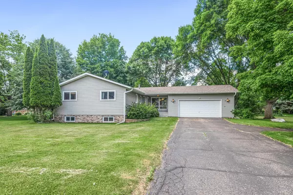 Eagan, MN 55122,1740 Monterey LN