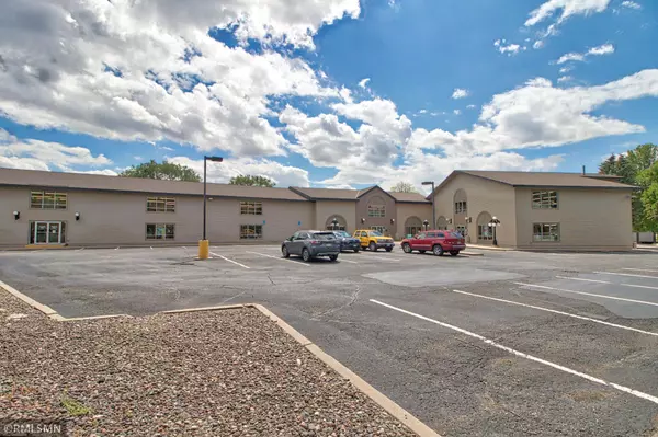 Coon Rapids, MN 55433,2163 Coon Rapids BLVD NW