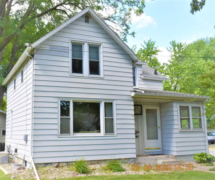 530 Garfield AVE, North Mankato, MN 56003