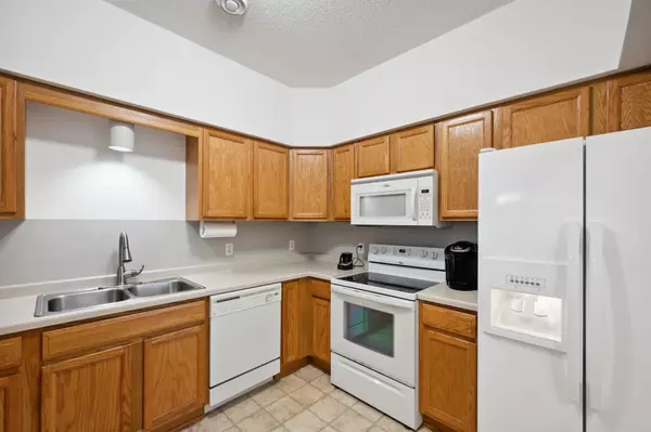 Saint Paul, MN 55106,1123 Barclay ST