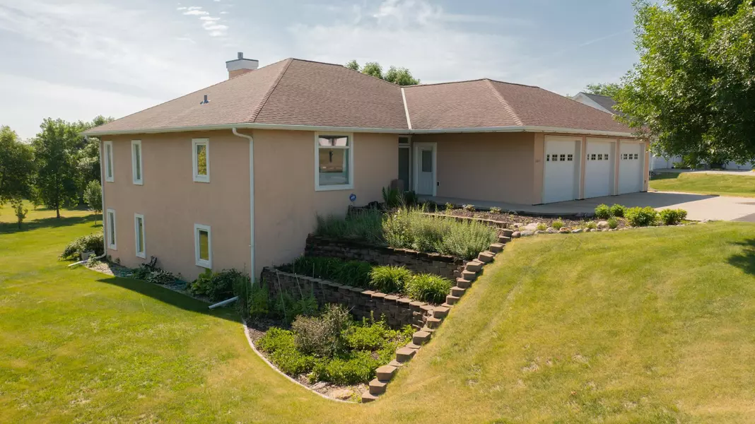 3601 Pebble Hills DR, Fergus Falls, MN 56537