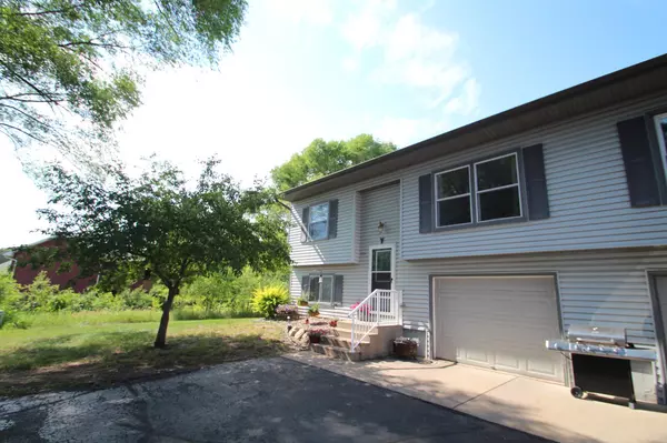 755 Sandhill  PT N #Y, North Hudson, WI 54016