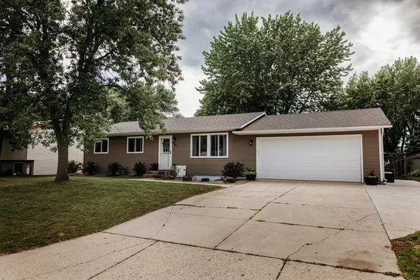 Owatonna, MN 55060,404 Cindy LN