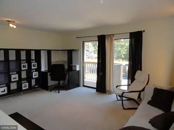 Bloomington, MN 55425,9400 Old Cedar AVE S #218