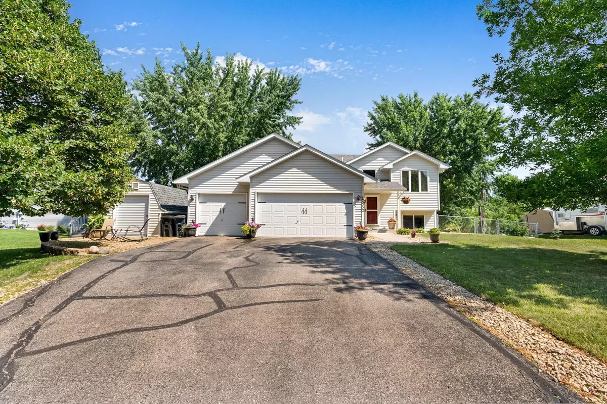 Shafer, MN 55074,17532 305th LN