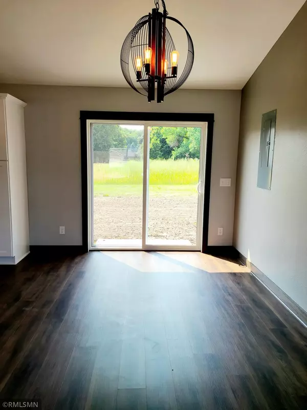 Green Isle, MN 55338,200 7th ST