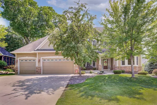 18229 Dane DR, Eden Prairie, MN 55347