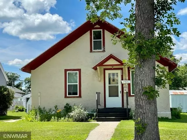 312 Jackson AVE, Crookston, MN 56716